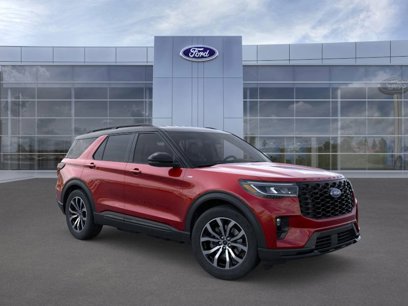 New 2025 Ford Explorer ST-Line w/ Premium Package