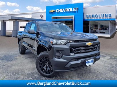 New 2025 Chevrolet Colorado W/T w/ WT Custom Package