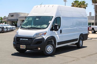 New 2025 RAM ProMaster 3500 w/ Convenience Group
