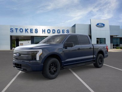 New 2025 Ford F150 Lightning XLT w/ Max Trailer Tow Package