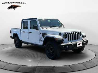 New 2023 Jeep Gladiator Sport