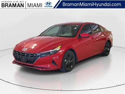 Certified 2022 Hyundai Elantra SEL w/ Convenience Package