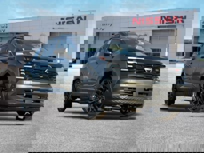 New 2025 Nissan Kicks SR