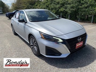 Used 2024 Nissan Altima 2.5 SV