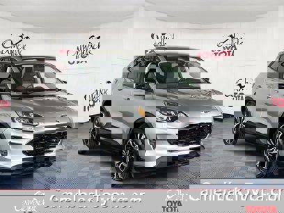 Used 2022 Ford Escape SE w/ SE Sport Appearance Package