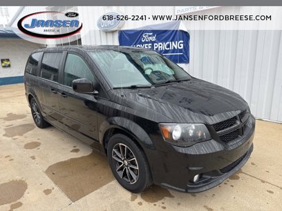 Used 2017 Dodge Grand Caravan SXT w/ Blacktop Package