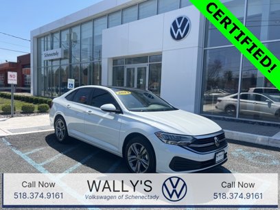 Used 2023 Volkswagen Jetta SE