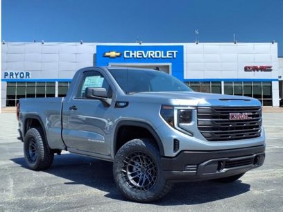 New 2025 GMC Sierra 1500 Pro w/ Pro Value Package
