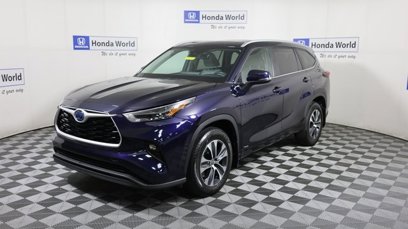 Used 2023 Toyota Highlander XLE