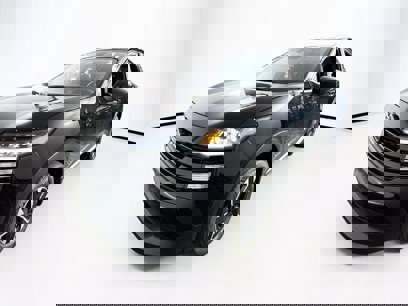 New 2025 Nissan Kicks SV w/ SV Premium Package