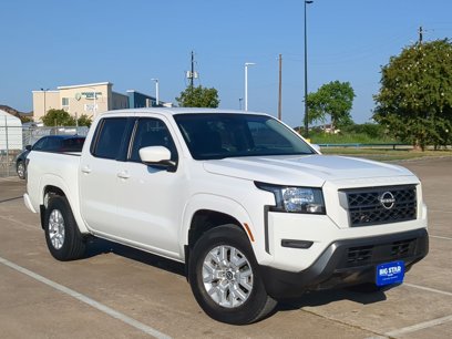 Used 2023 Nissan Frontier SV w/ Tow Package