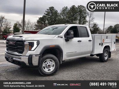 New 2024 GMC Sierra 2500 Pro w/ Convenience Package