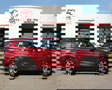 Used 2024 Toyota Highlander Platinum