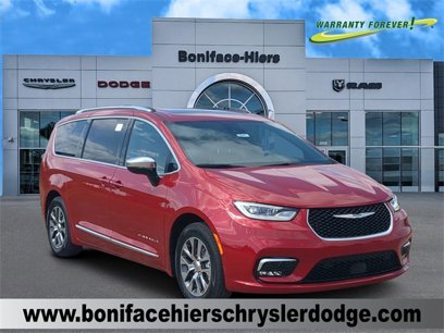 New 2025 Chrysler Pacifica Pinnacle