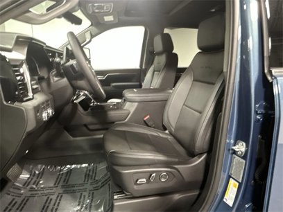 New 2025 GMC Sierra 2500 Denali w/ Denali Reserve Package