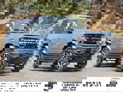 New 2025 Ford Bronco Outer Banks