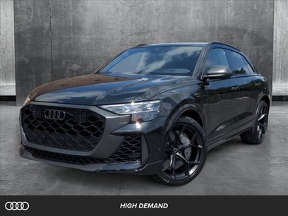 New 2025 Audi RS Q8 performance