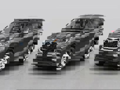 New 2025 Toyota Highlander XLE