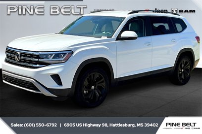 Used 2022 Volkswagen Atlas SE w/ Black Wheel Package