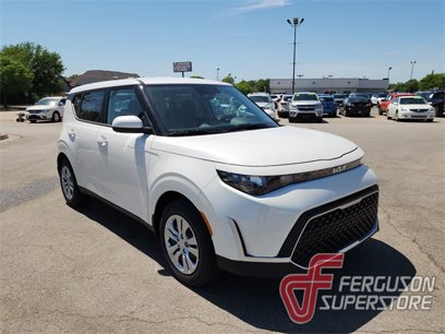 New 2025 Kia Soul LX
