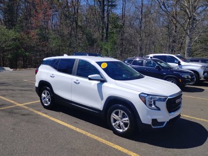 Used 2024 GMC Terrain SLE