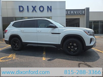 New 2025 Volkswagen Atlas Peak Edition SE