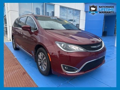 Used 2019 Chrysler Pacifica Touring-L Plus