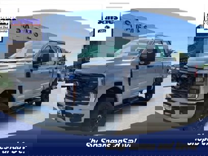 New 2025 Ford F250 XL