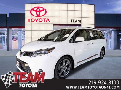 Used 2018 Toyota Sienna SE