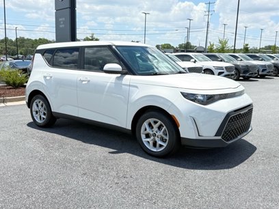 Used 2023 Kia Soul S