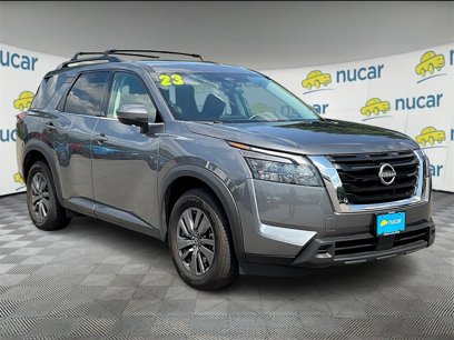 Used 2023 Nissan Pathfinder SV