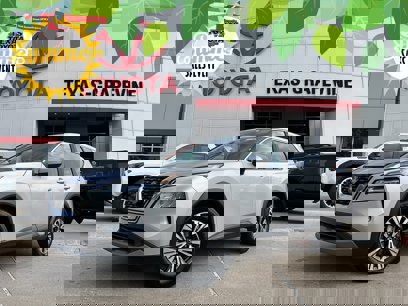 Used 2023 Nissan Rogue SV