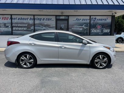 Used 2016 Hyundai Elantra Limited w/ Option Group 04