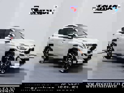 New 2025 BMW X2 xDrive28i w/ Premium Package
