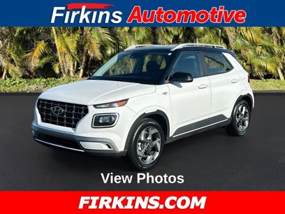 Used 2023 Hyundai Venue Limited w/ Cargo Package