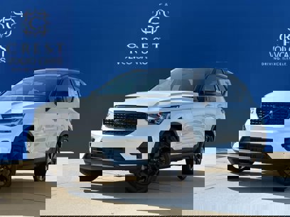 New 2026 Volvo XC40 B5 Ultra w/ Protection Package Premier