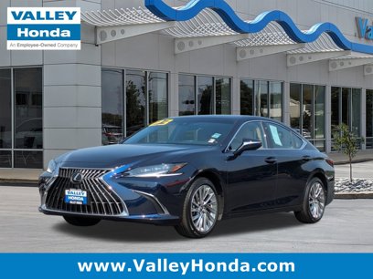 Used 2023 Lexus ES 300h Ultra Luxury w/ Accessory Package (Z2)