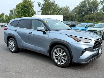 Used 2021 Toyota Highlander Limited