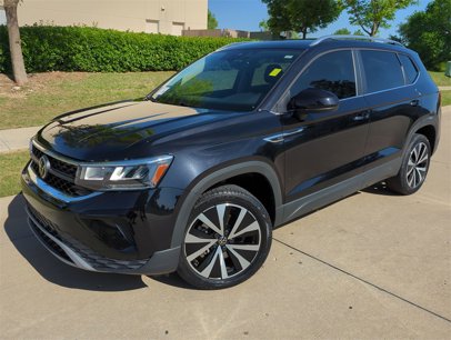 Used 2022 Volkswagen Taos SE