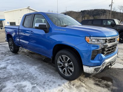 New 2025 Chevrolet Silverado 1500 LT
