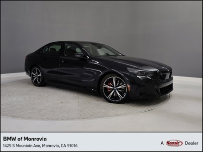 New 2025 BMW 550e xDrive w/ Premium Package