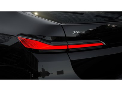 New 2025 BMW 760i xDrive