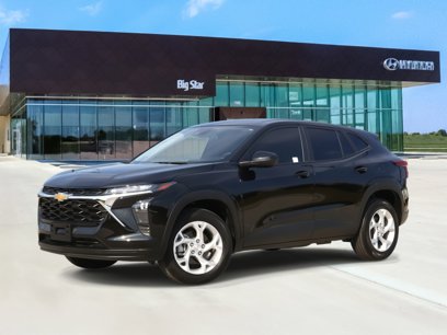 Used 2025 Chevrolet Trax LS w/ LS Convenience Package