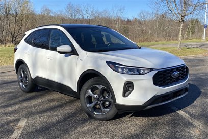 New 2025 Ford Escape ST-Line Elite w/ Tech Pack #2