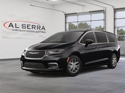 New 2025 Chrysler Pacifica Select