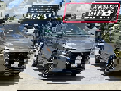 New 2025 Nissan Sentra SV