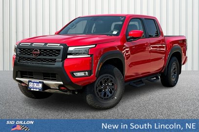 New 2025 Nissan Frontier PRO-4X w/ Pro Convenience Package