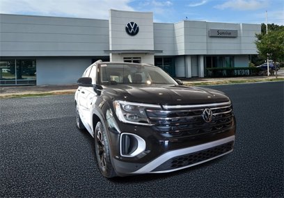 New 2024 Volkswagen Atlas Peak Edition SEL