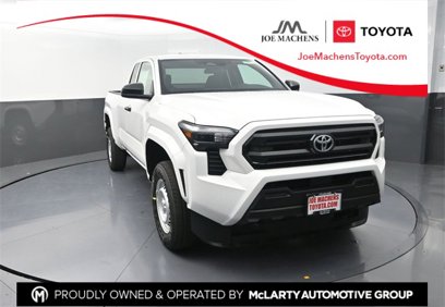 New 2025 Toyota Tacoma SR