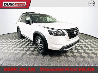 New 2025 Nissan Pathfinder Platinum w/ Cargo Package